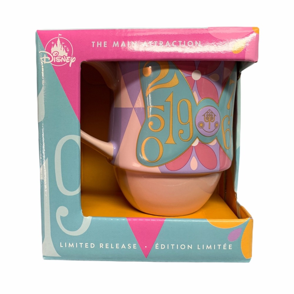 Minnie Mouse Main Attraction Mug Its A Small World Limited Edition